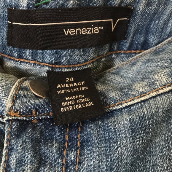 Jeans - Picture 5 of 5